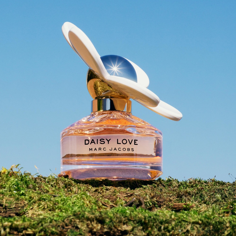 Daisy Love, EdT