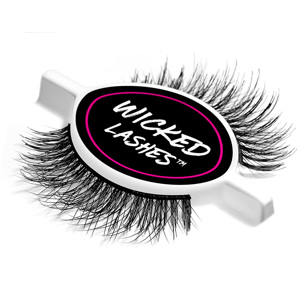 Wicked Lashes On The Fringe