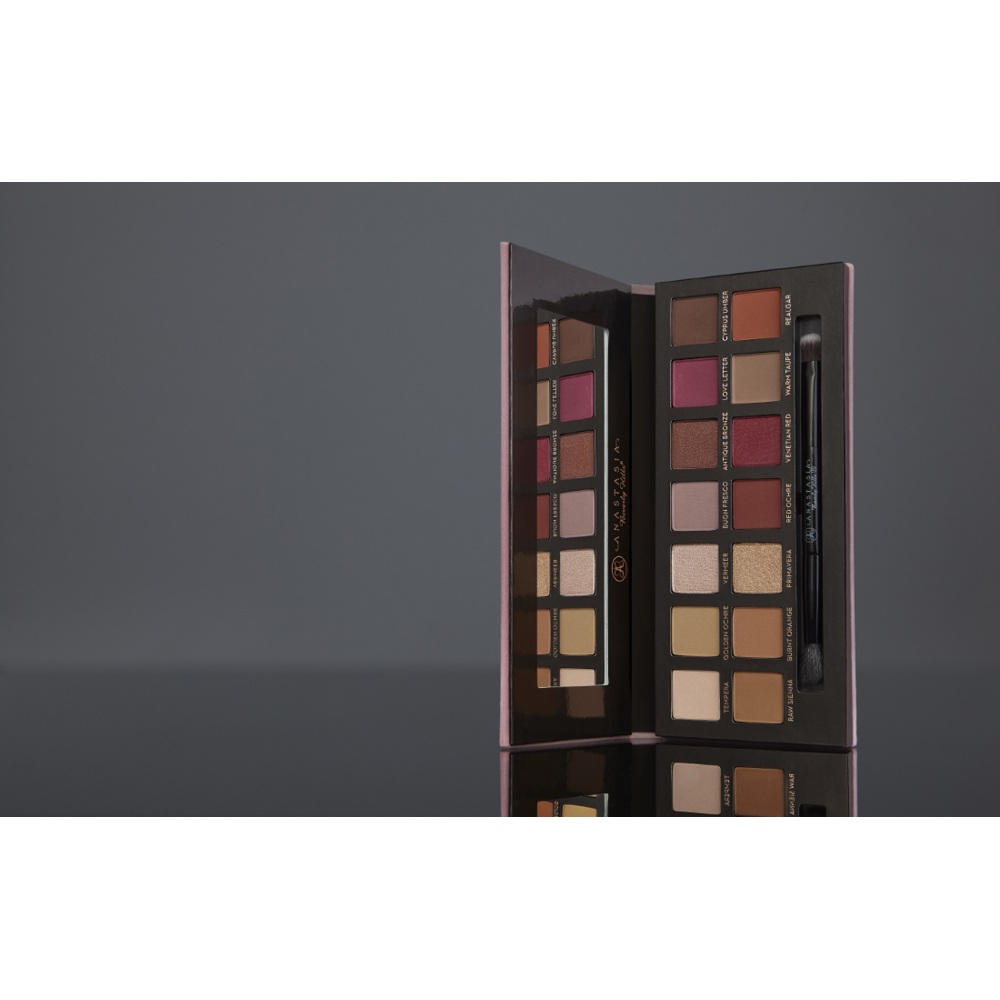 Modern Renaissance Eyeshadow Palette