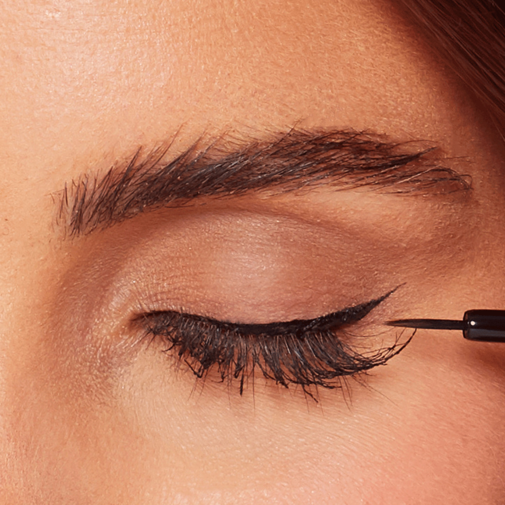 GrandeLINER Liquid Eyeliner with Lash Enhancing Serum